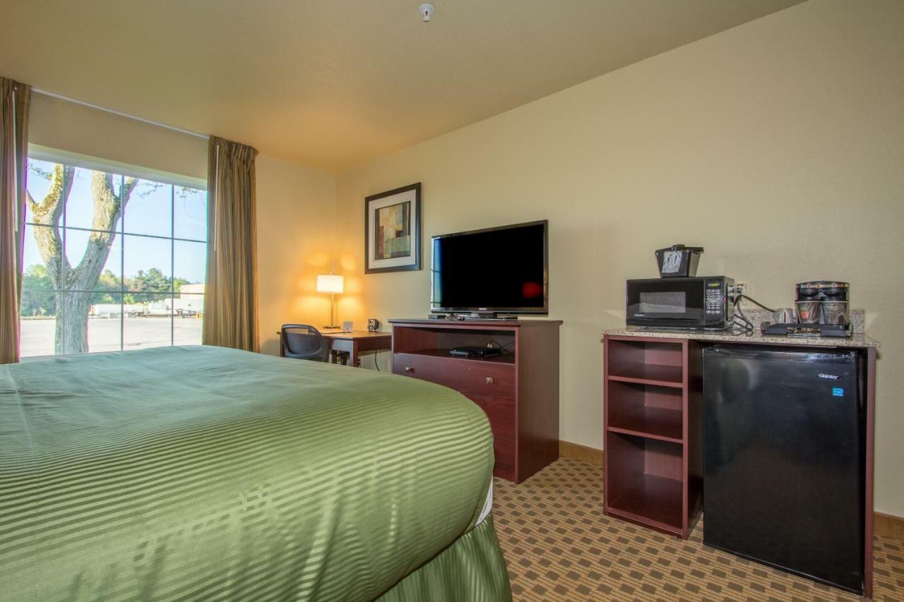 Cobblestone & - Hotel 3*