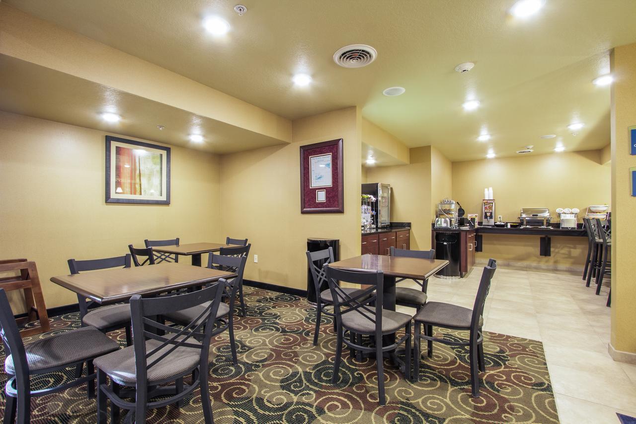 Hotel Cobblestone Inn&suites - Corry